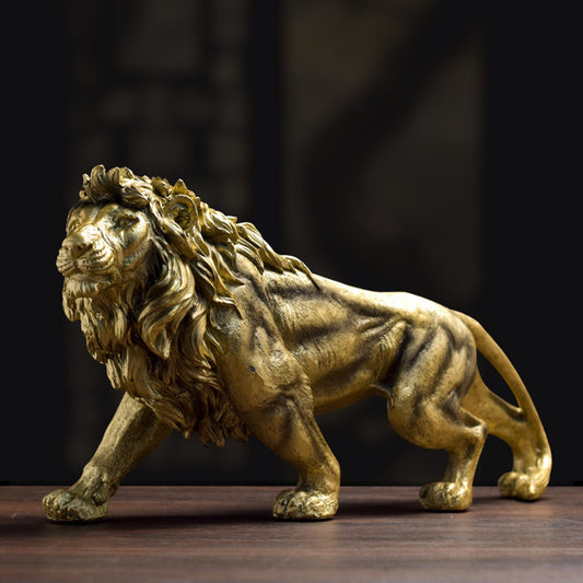 Elegant Lion Figurine - Perfect for Your Mantel or Bookshelf